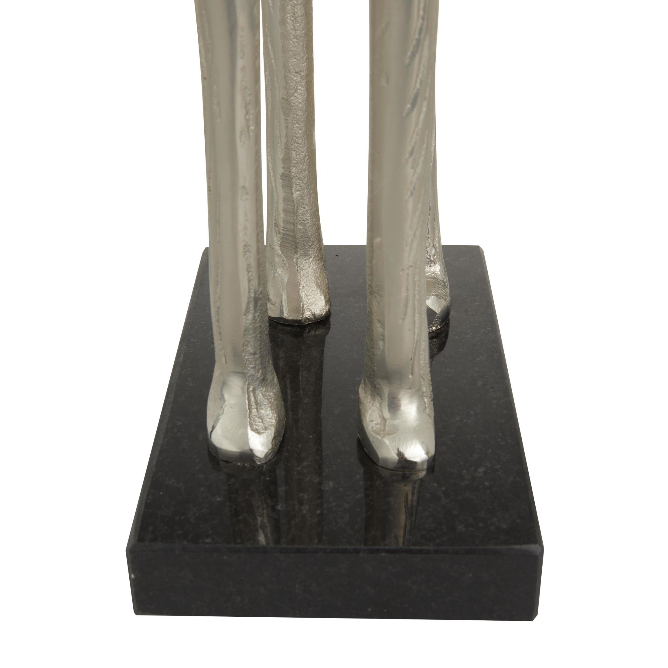 27", 25"H Silver Aluminum Metal Giraffe Sculpture, by DecMode (2 Count)