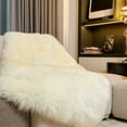 thumbnail image 4 of 3' x 5' Natural Rectangular Sheepskin Area Rug, 4 of 7