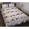 thumbnail image 1 of Colcha con estampado de panda de colores, 1 of 5