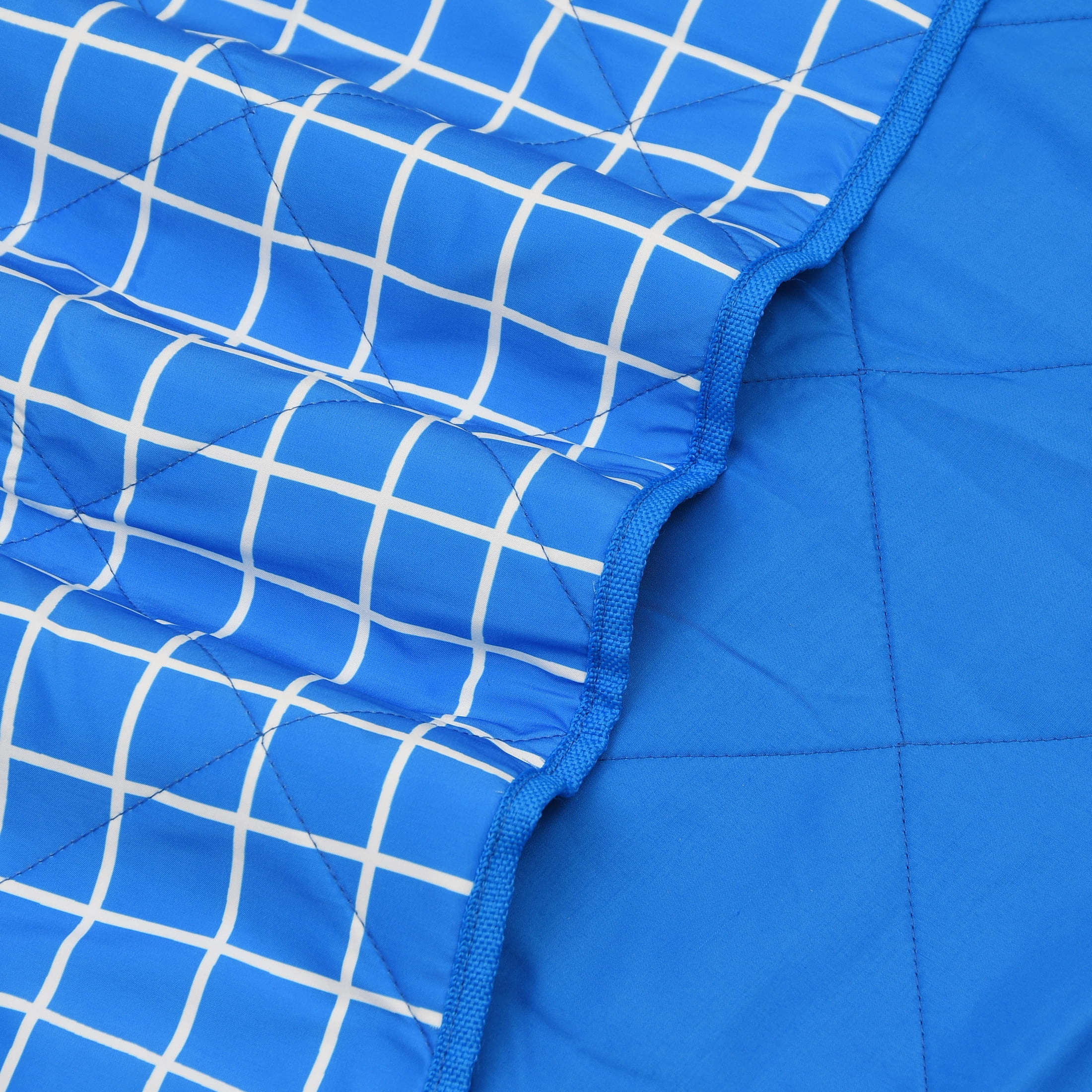 Mainstays Beach Blanket, Sand and Water Resistant, 79" x 59", Blue Grid
