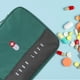 thumbnail image 3 of EeaseMX Bolsa de primeros auxilios, organizador médico de viaje, bolsa de almacenamiento de medicamentos para familias al aire libre, 3 of 8