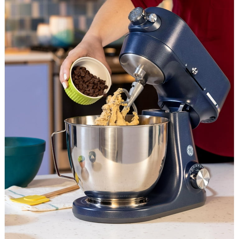 GE 5.3 Qt. 7-Speed Stainless Steel Stand Mixer with coated flat beater,  coated dough hook, wire whisk, and pouring shield G8MSAAS1RSH - The Home  Depot