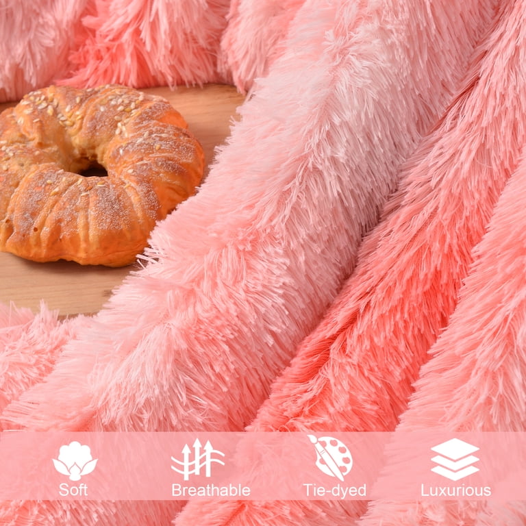 Exclusivo Mezcla 50" x 60" Fuzzy Faux Fur Throw Blanket photo 3