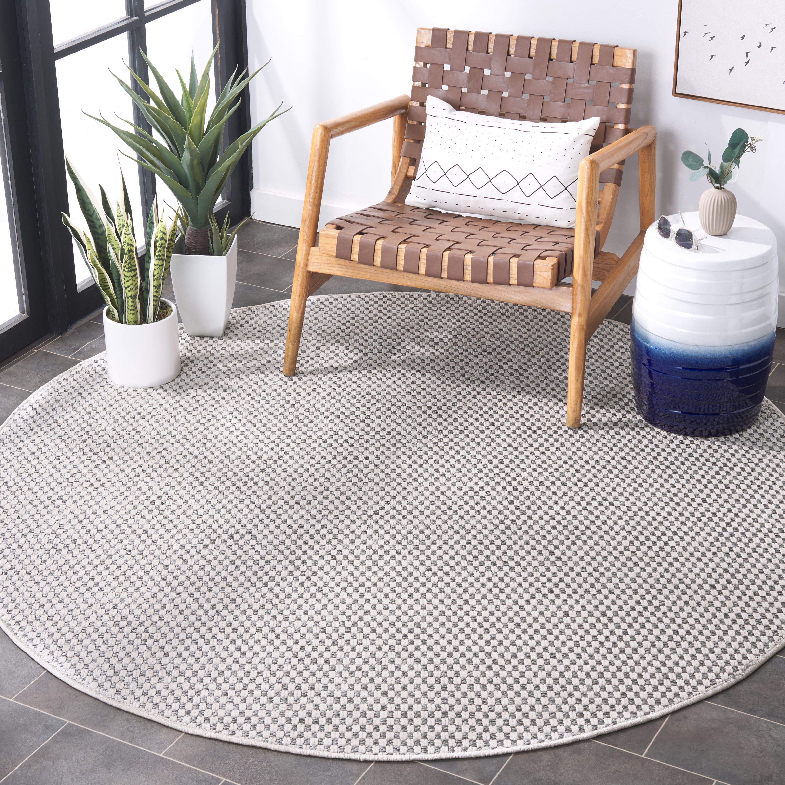 SAFAVIEH Sisal All-Weather Delroy Solid Indoor/Outdoor Area Rug, Grey/Ivory, 6'7" x 6'7" Round