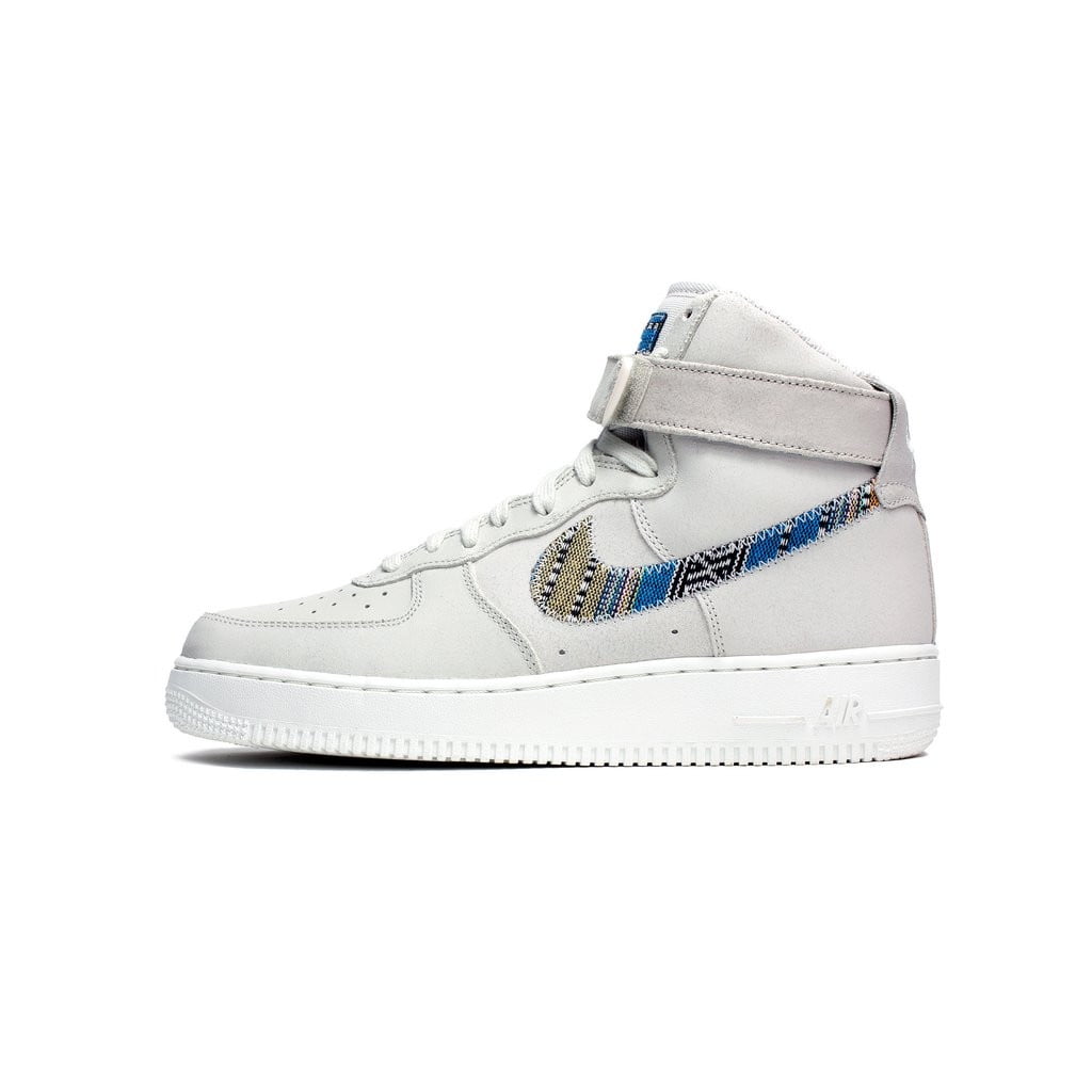 nike air force 1 07 light bone
