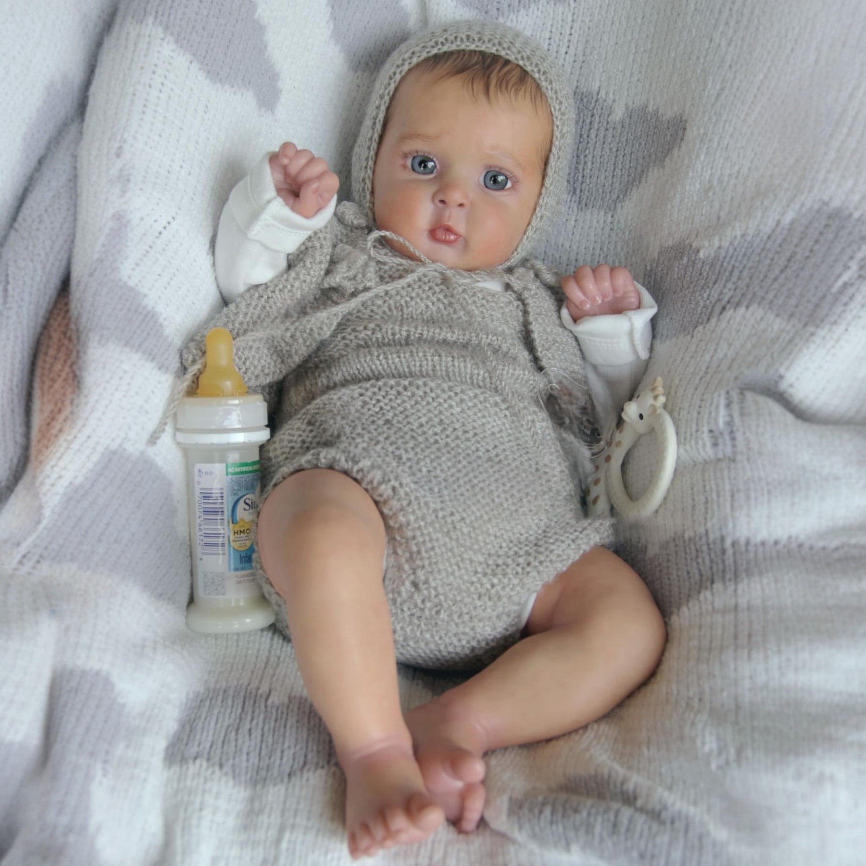 iCradle Lovely Lifelike Reborn Baby Dolls Girl 19 inch Handmade Realistic Newborn Babies Cloth Body Blue Eyes Painted Hair Gift for Kids 3+