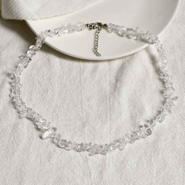 Collar de cristal de colores mixtos de estilo bohemio, cadena de clavícula femenina, estilo de vacaciones de verano, personalidad retro, collar de grava simple n.° 13,