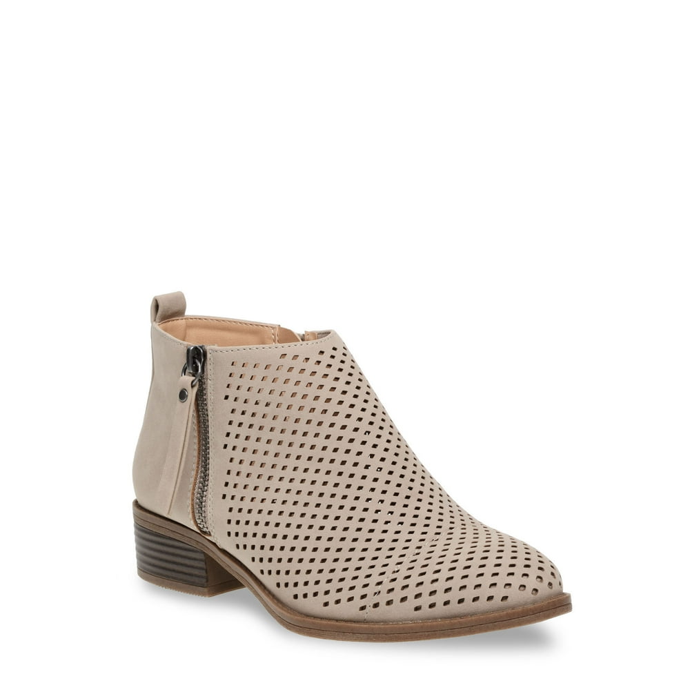 wide width booties size 9