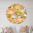 thumbnail image 2 of Designart Horloge Murale Moderne 'Seashell and Sea Sand', 2 of 2