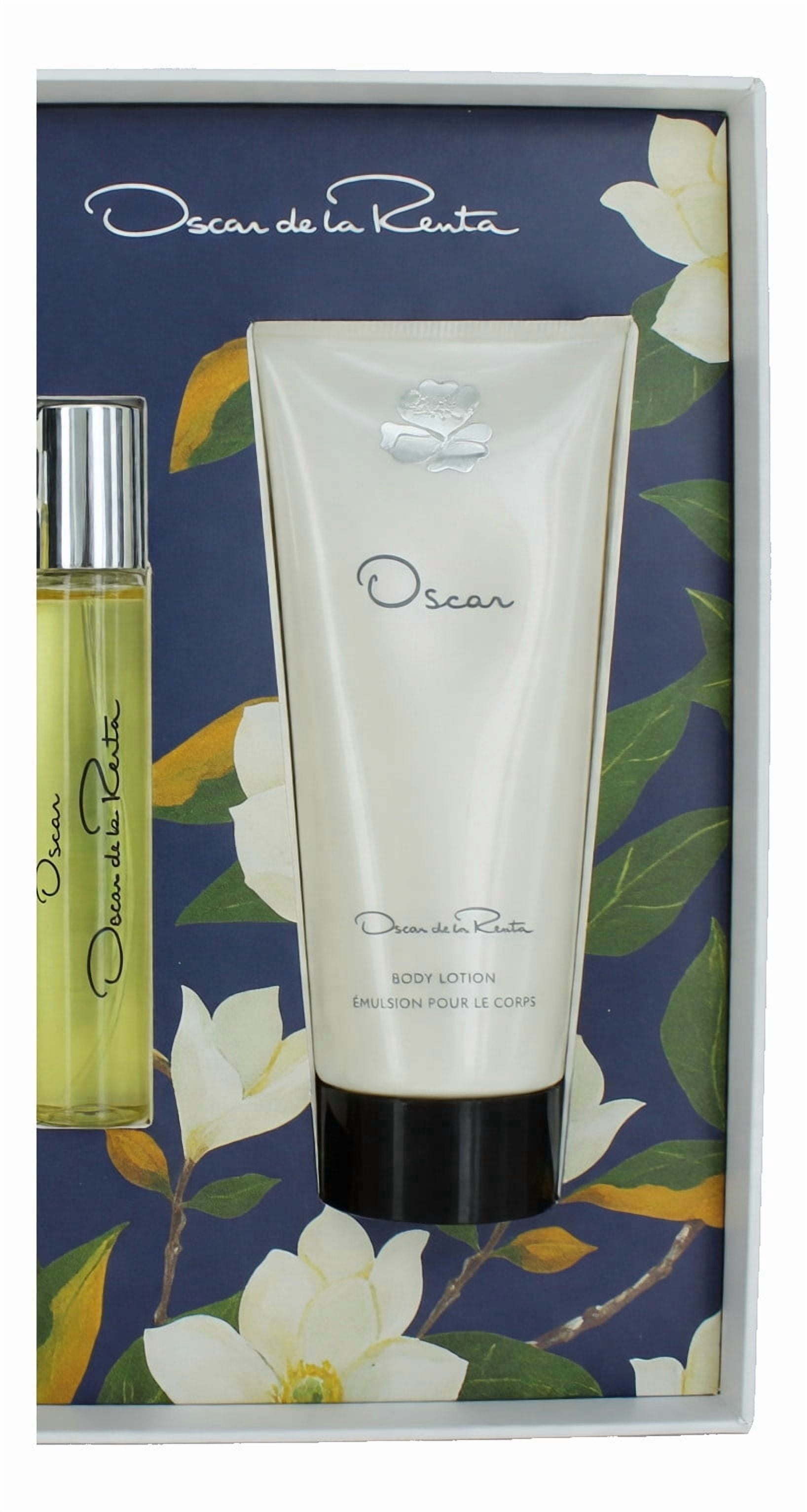 Oscar de la Renta Oscar, Oscar Signature Eau de Toilette 3 Piece Gift Set for Women - Perfume Spray 3.4 Fl. Oz, Travel Spray 0.5 Fl. Oz, and Body Lotion 3.4 Fl. Oz.