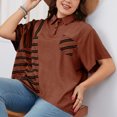 thumbnail image 2 of Camisa de manga corta para mujer, jersey con bloques de Color a rayas y cuello vuelto con botones 1/4, camiseta holgada para mujer, Top para verano, marrón claro XXL, 2 of 6