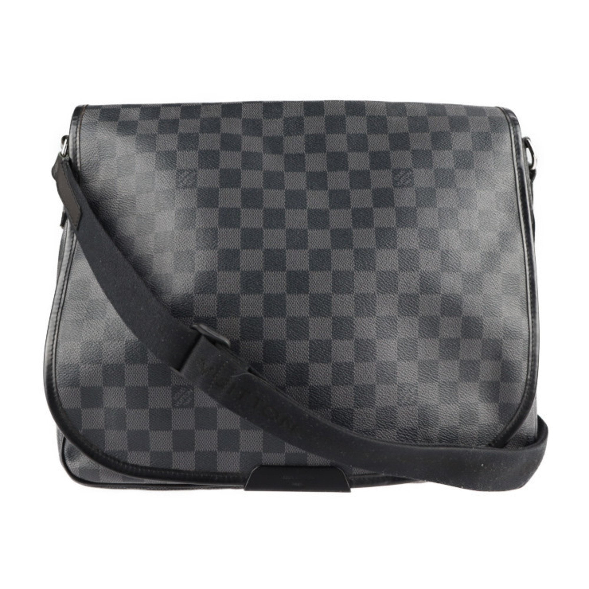 Authenticated Used LOUIS VUITTON Louis Vuitton Daniel GM Shoulder Bag ...