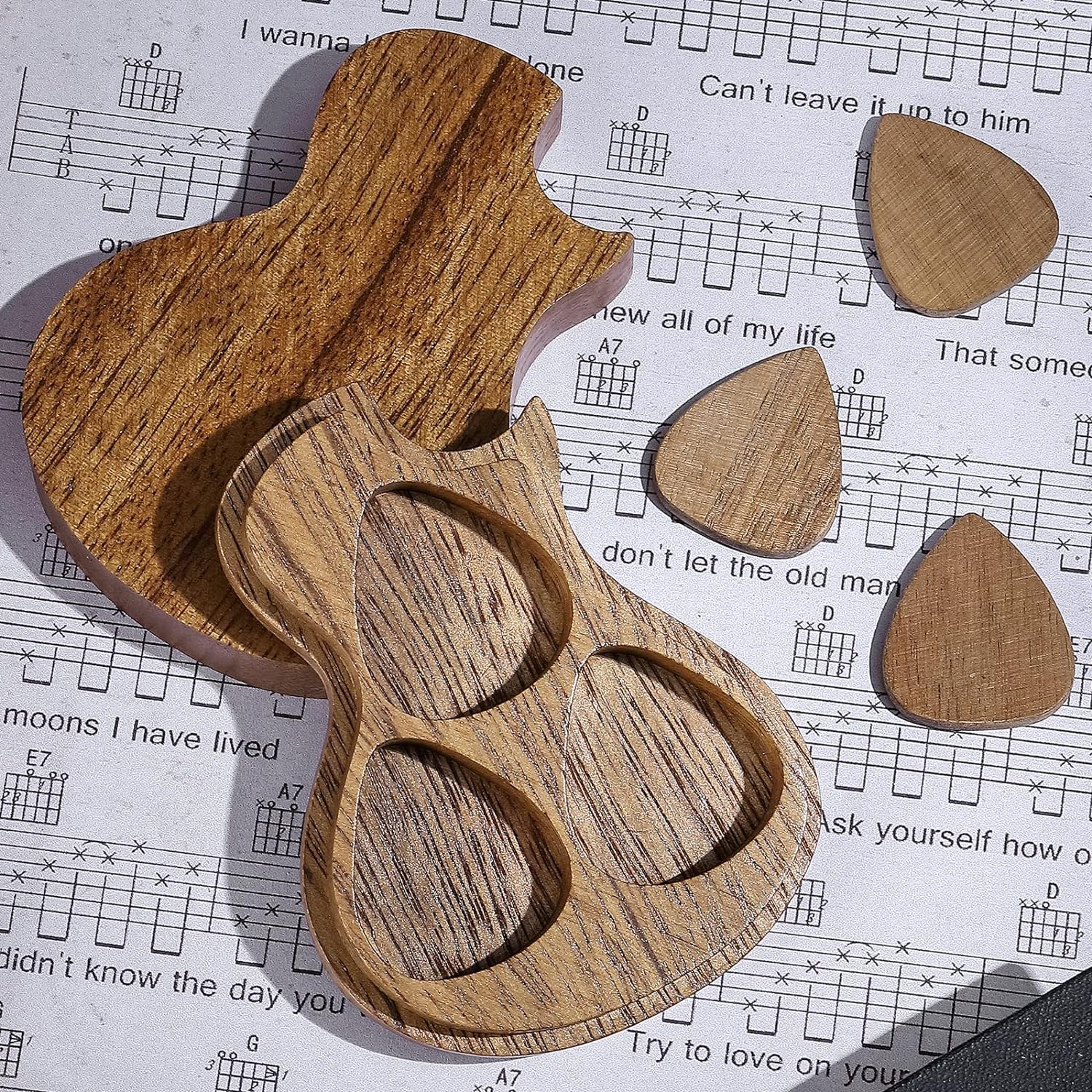 ABPETE Guitar Pick Holder Case with 3 Premium Wooden Picks for Guitar Players, Collectors, and Special Occasions