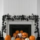 thumbnail image 1 of Guirnalda de Hojas de Arce Negras para Halloween, 170 Cm, Hojas Artificiales de Seda, Decoración de Plástico para Halloween | Misteriosa Corona de Follaje Negro para Fiestas, Marcos de Puertas, Chime, 1 of 6