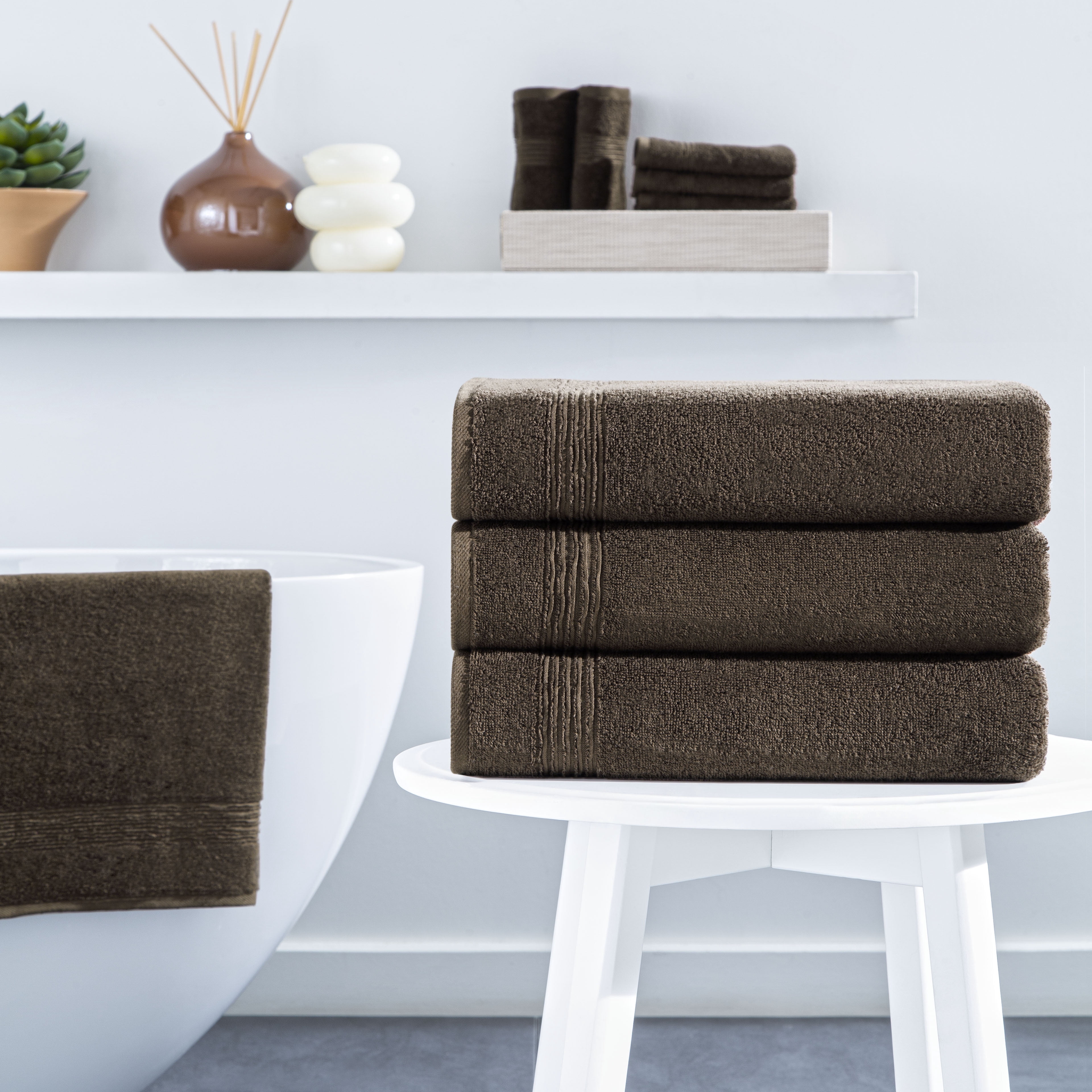 Ozdilek 4-Piece Bath Towels, 30x60" 100% Turkish Cotton, Quick-Dry & Lightweight Body Towels, Breathable, Space-Saving Shower Towel Set for Bathroom, Pool, Gym, Chocolate