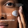 thumbnail image 4 of Crema hidratante La Roche-Posay Toleriane Double Repair Matte SPF30, 4 of 9