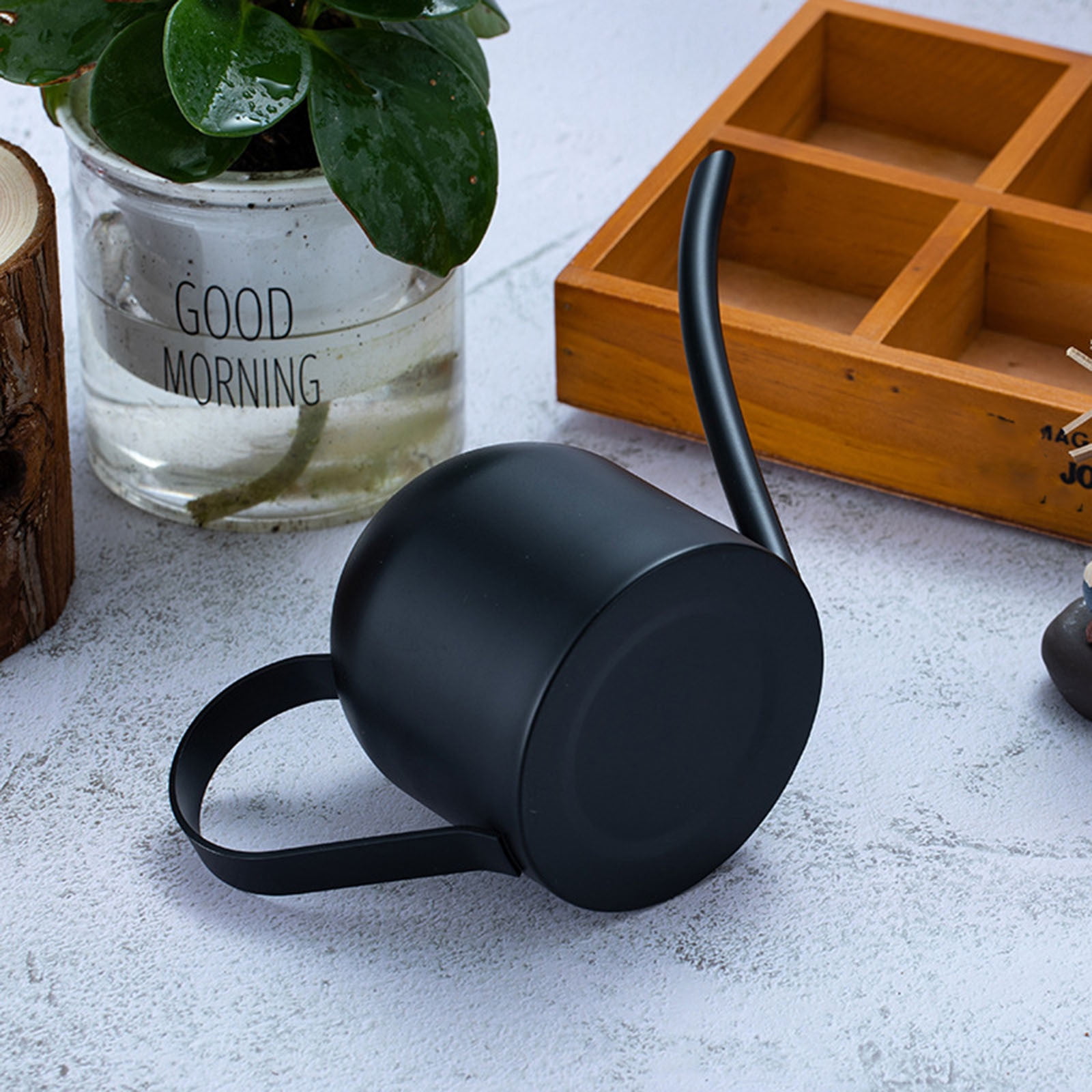 Bilqis Stainless Steel Watering Can, Small Modern Style Watering Pot, Watering Can with Long Spout to Prevent Spillage, Perfect Plant Watering Can for Outdoor and Indoor Plants