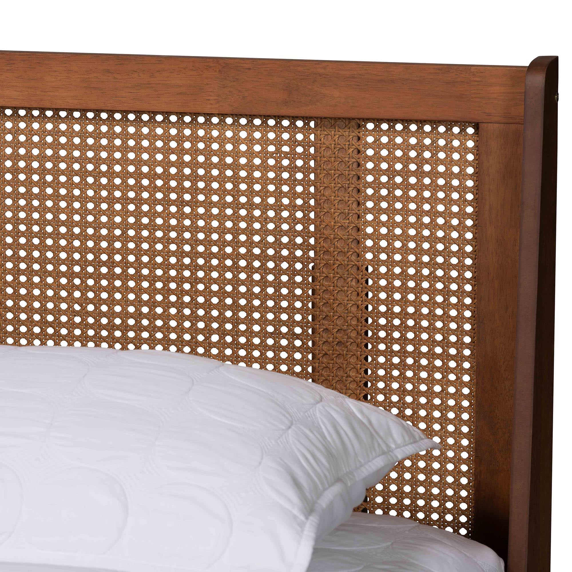 Baxton Studio Aveena Mid-Century Modern Walnut Brown Finished Wood Queen Size Platform Bed