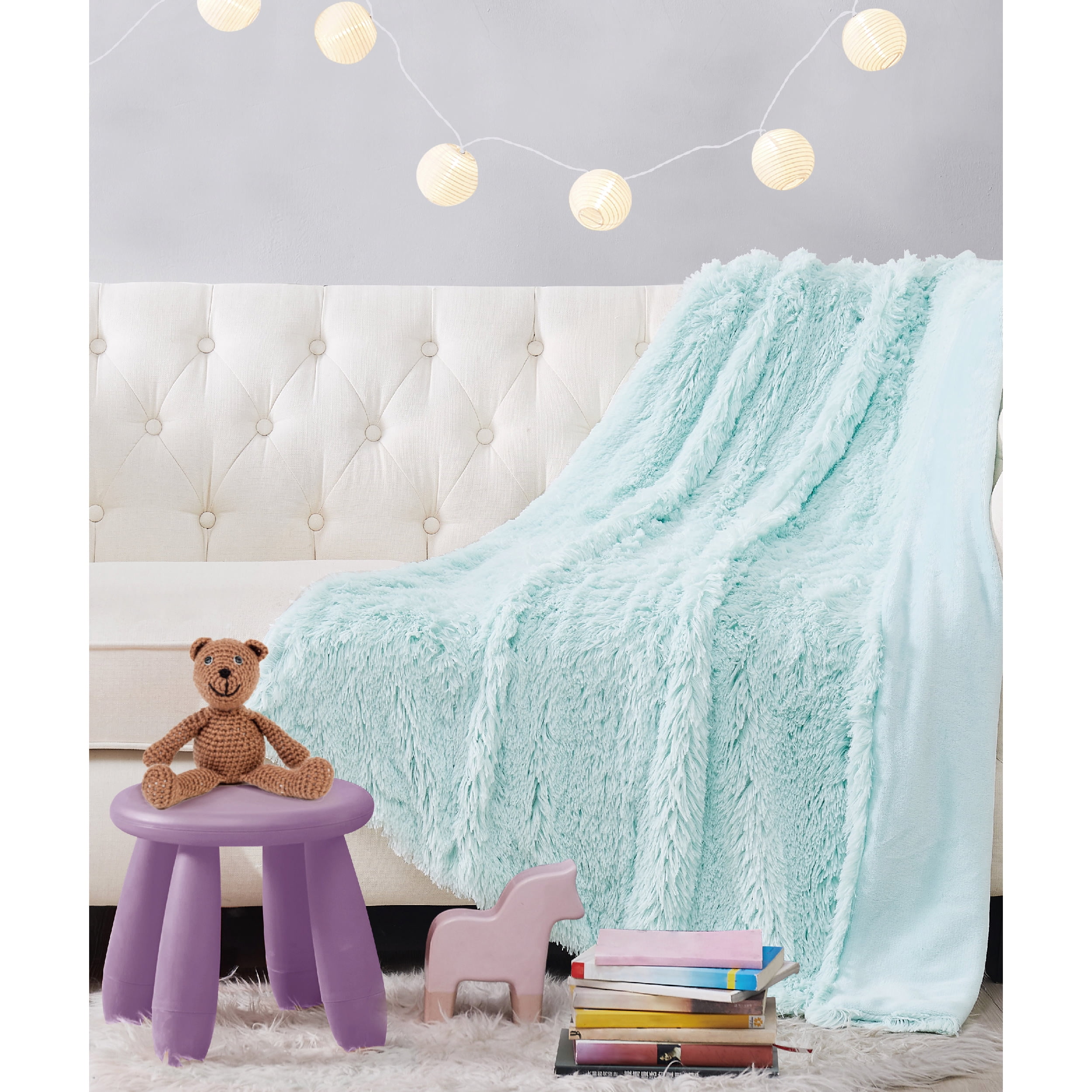green teddy bear throw