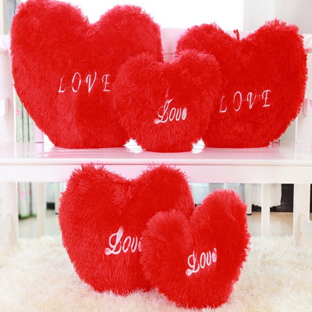OUNONA Heart Shaped Pillow for Decoration Red Plush 1PC Romantic Gift for Girlfriends
