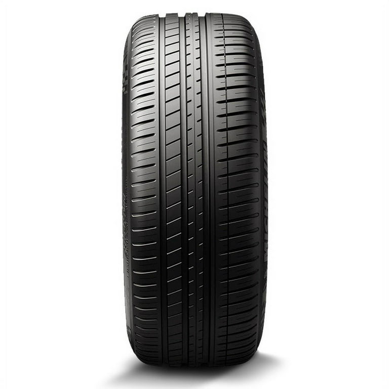 Michelin Pilot Sport 3 Summer 215/45R16/XL 90V Tire