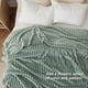 thumbnail image 5 of Manta Bedsure King Size, suave y acogedora, forro polar de franela, 5 of 7