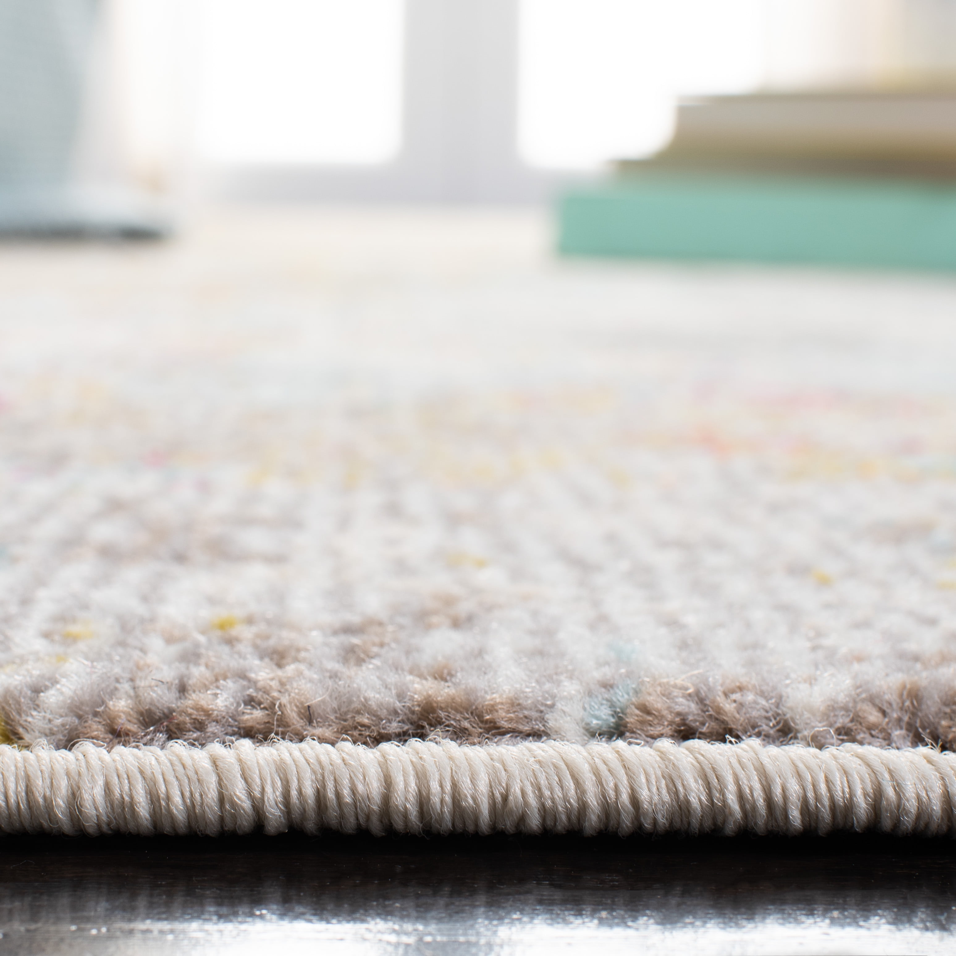 SAFAVIEH Madison Nita Vintage Floral Area Rug, Grey/Gold, 6'7" x 6'7" Square