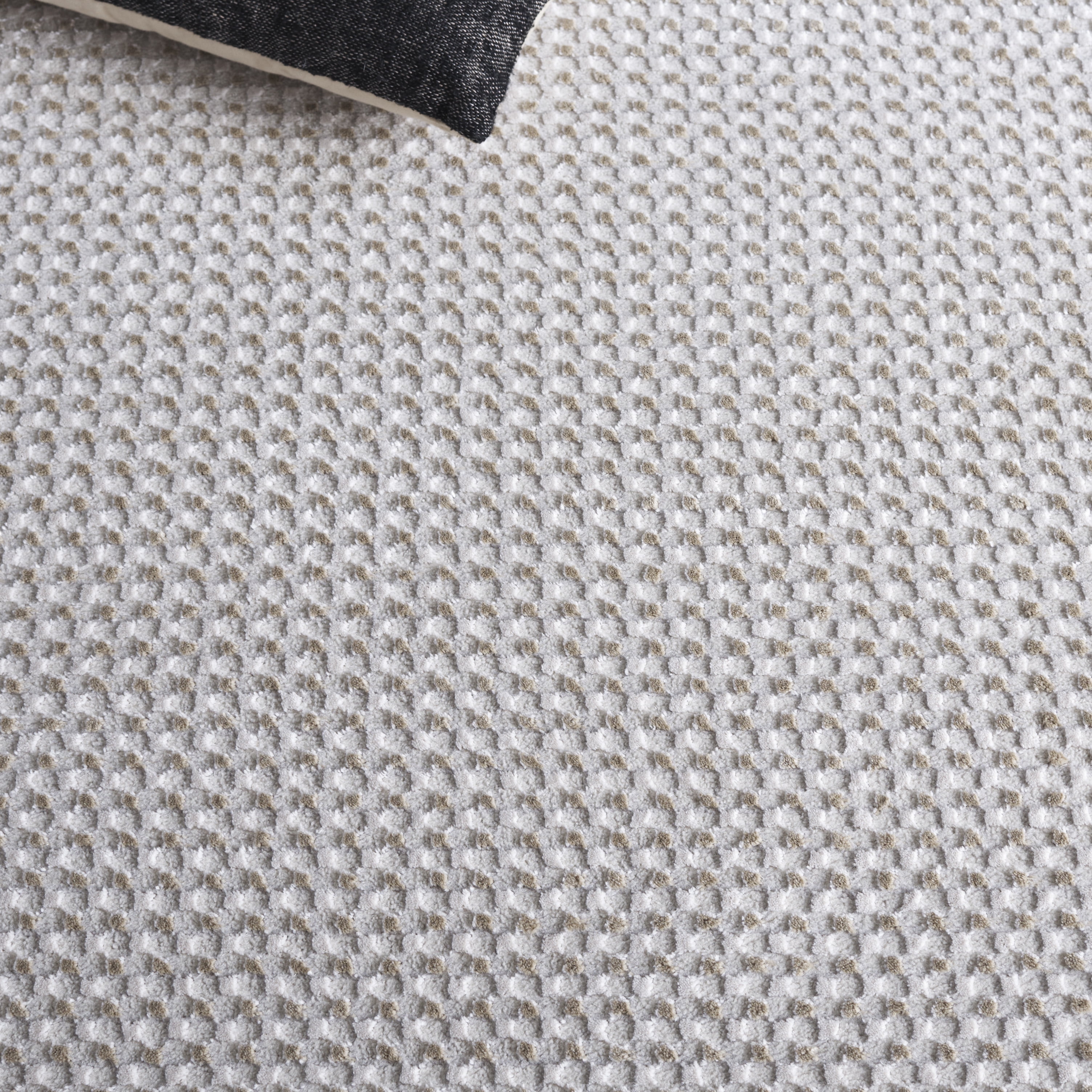 SAFAVIEH Slate Asteria Geometric Area Rug, Beige/Ivory Grey, 5'3" x 7'6"