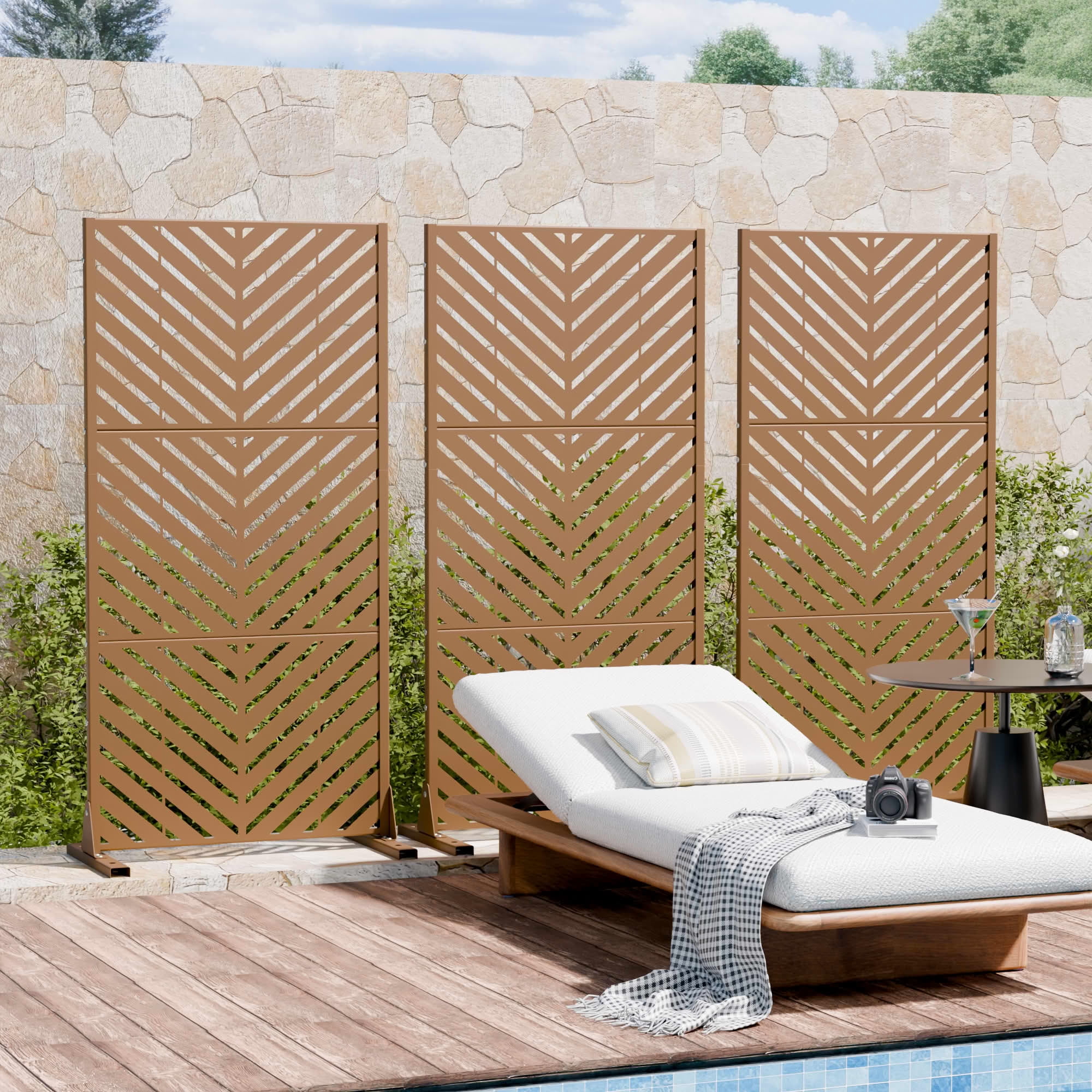 MAYEERTY 2-Piece Outdoor Metal Privacy Screen 5ft Brown, 3-Panel Parallel Decorative Screen, Rust-Resistant for Patio