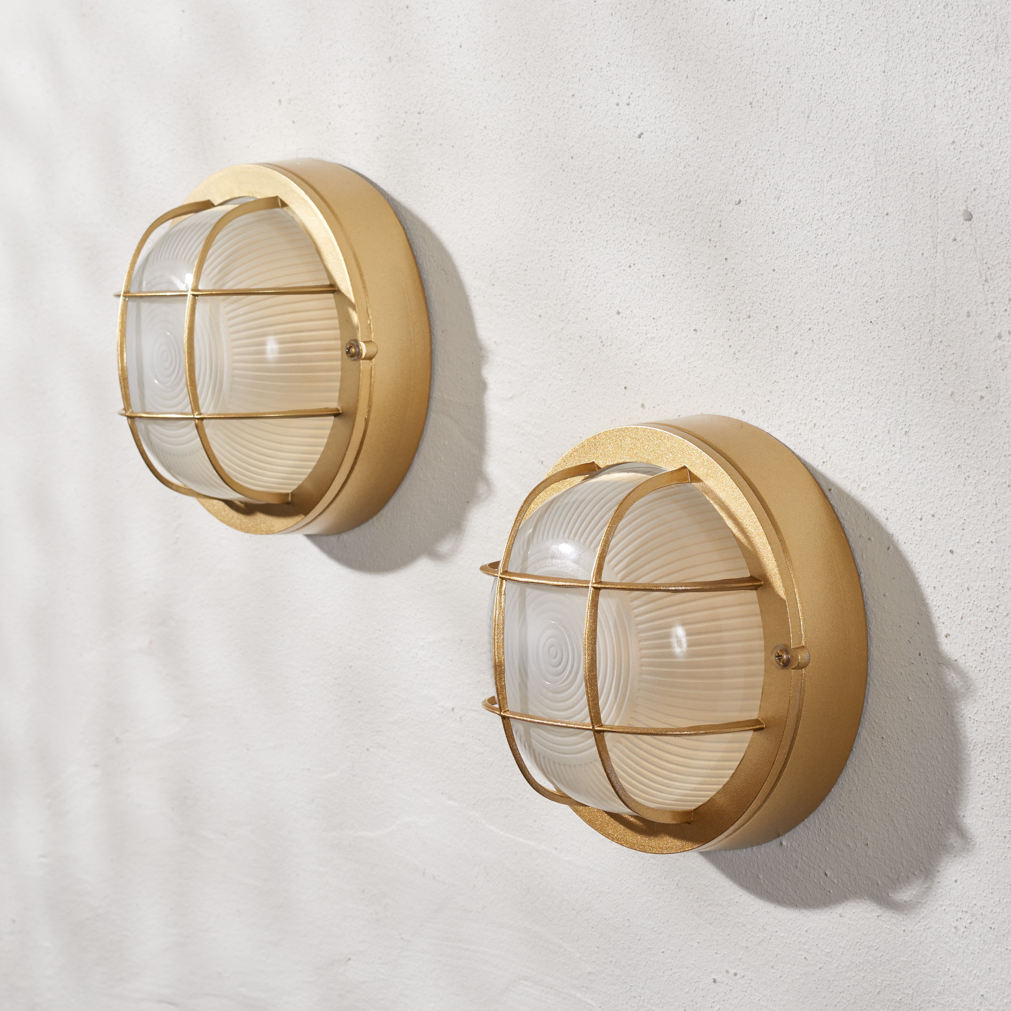 SAFAVIEH Elson Glam LED Powder Coating Gold Outdoor Wall Sconce (Set of 2)