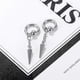thumbnail image 4 of Elegantes pendientes para mujer de acero inoxidable bañados en plata con aro colgante ------Código de producto 75646, 4 of 5