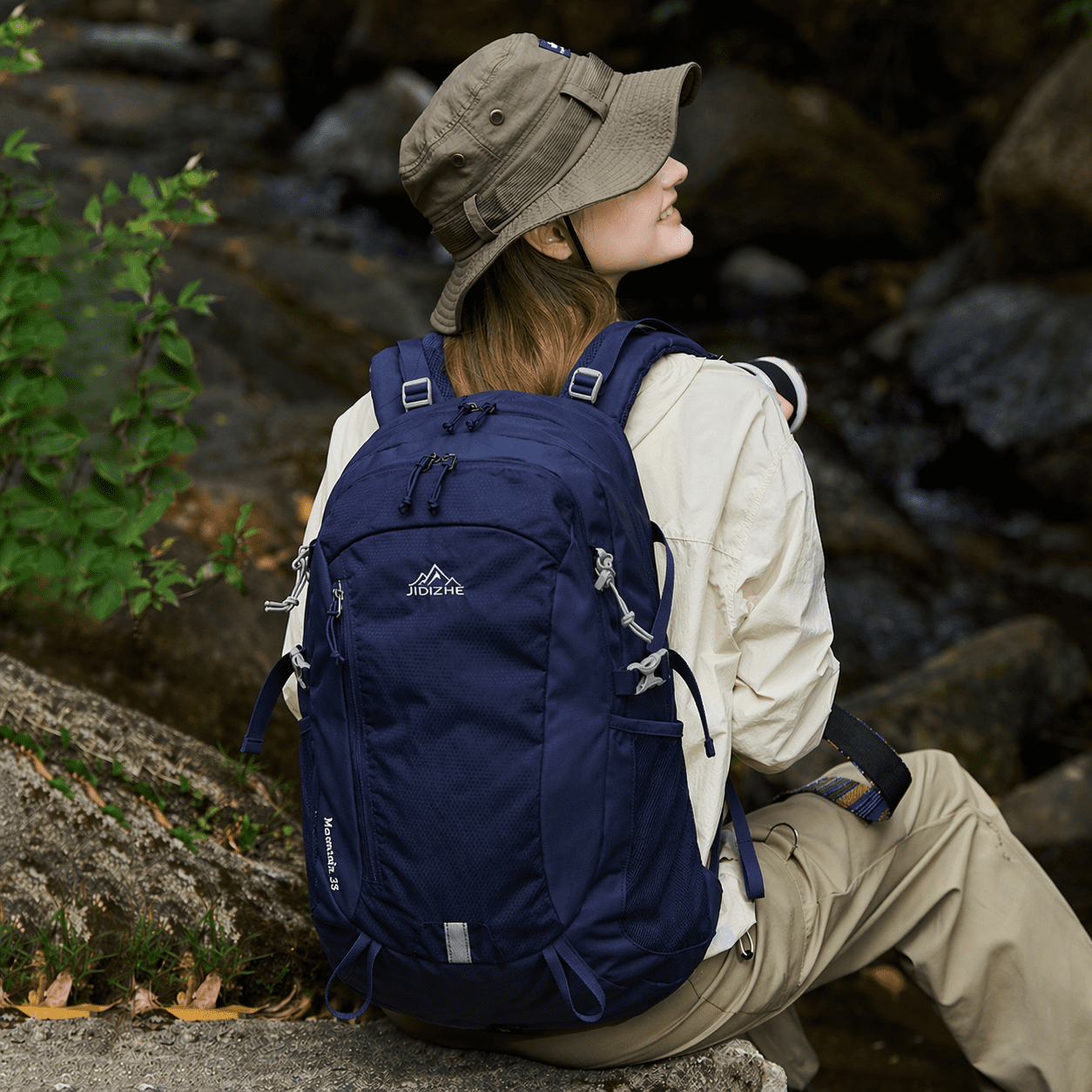 JIDIZHE 35L Polar Explorer Hiking Backpack, Lightweight Water-Resistant Outdoor Travel Backpack for Men & Women, Blue