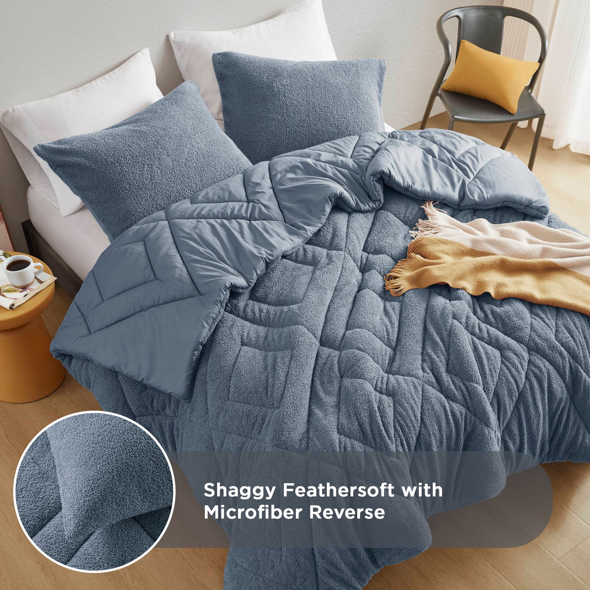 Regency Heights Twin/Twin XL Quilted Plush Comforter Set, 2-Piece Reversible Feather-Soft Dorm Bedding Sets, Textured Sherpa Comforter Bed Set for All Season, Blue