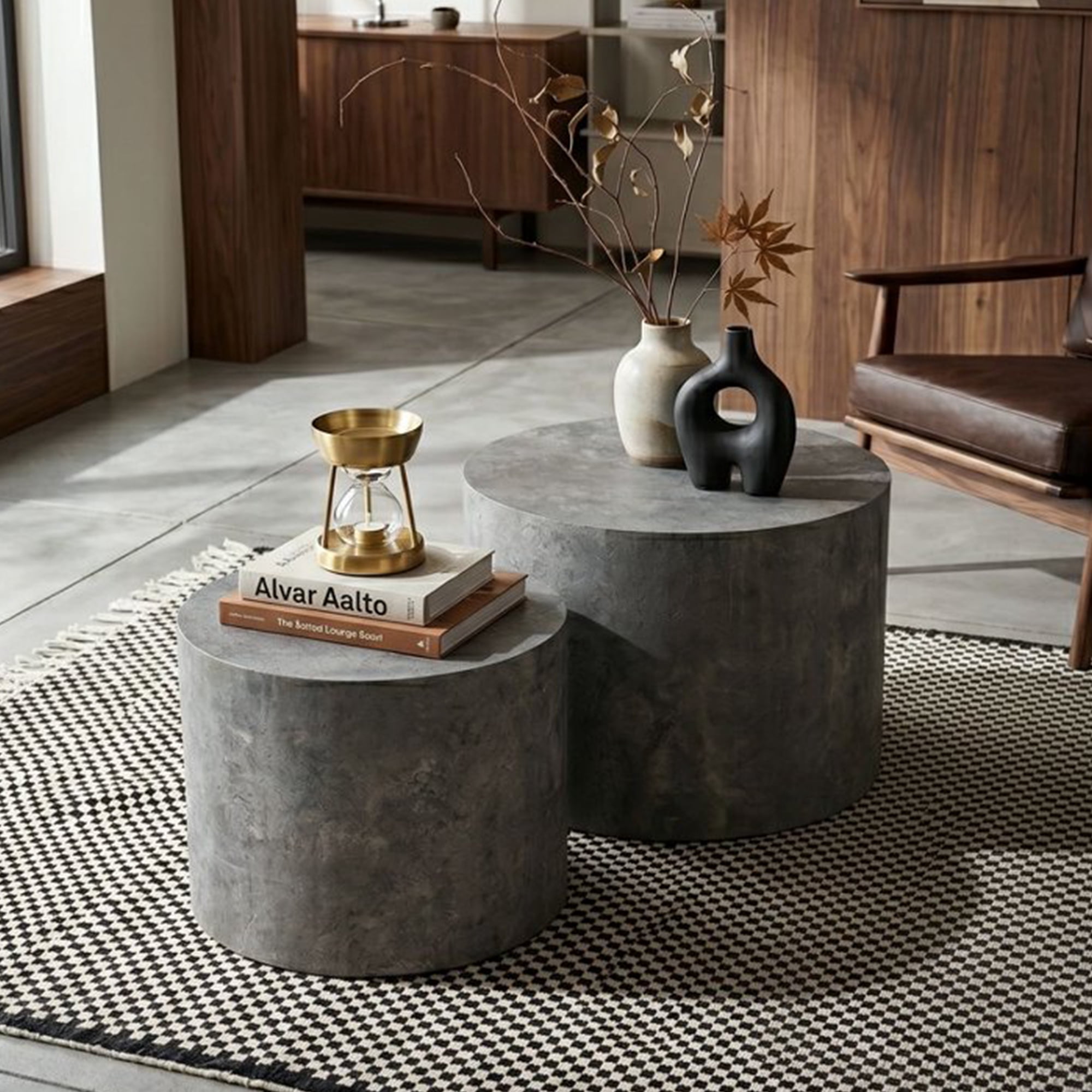 Leumius Set of 2 Nesting Coffee Tables, Round Modern Circle Wooden Accent Side End Tables for Small Space Living Room Bedroom Gray