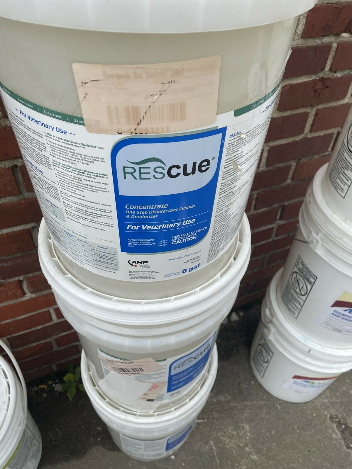 RESCUE CONCENTRATE 1 STEP DISINFECTANT CLEANER & DEODORIZER G GALLON