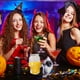 thumbnail image 2 of FELTECHELECTR 6 botellas de bebida vacías de plástico con forma de calavera de Halloween y tapas., 2 of 4