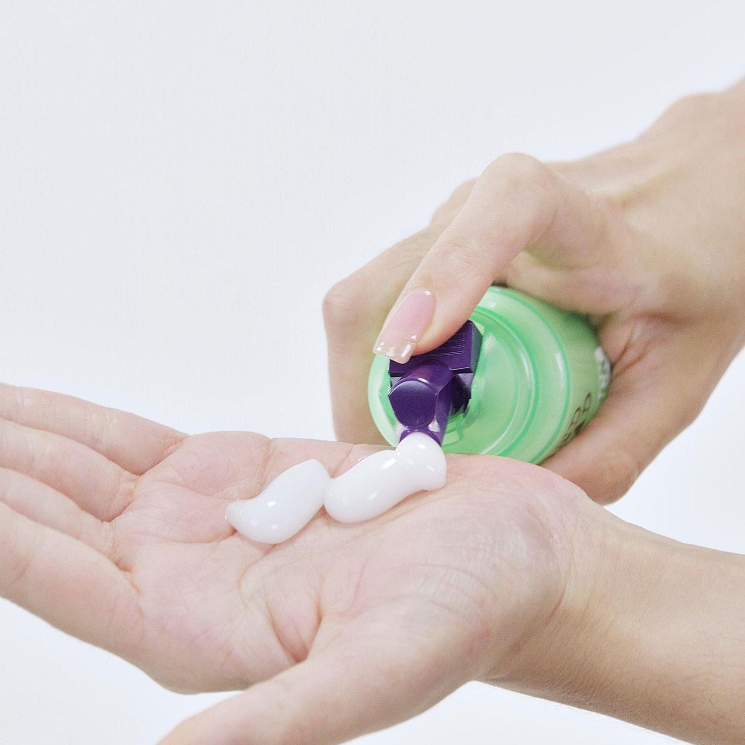 Bed Head by TIGI Curls Rock Amplifier Curly Hair Cream for Defined Curls 3.82 fl oz, Define and enhance curls and waves