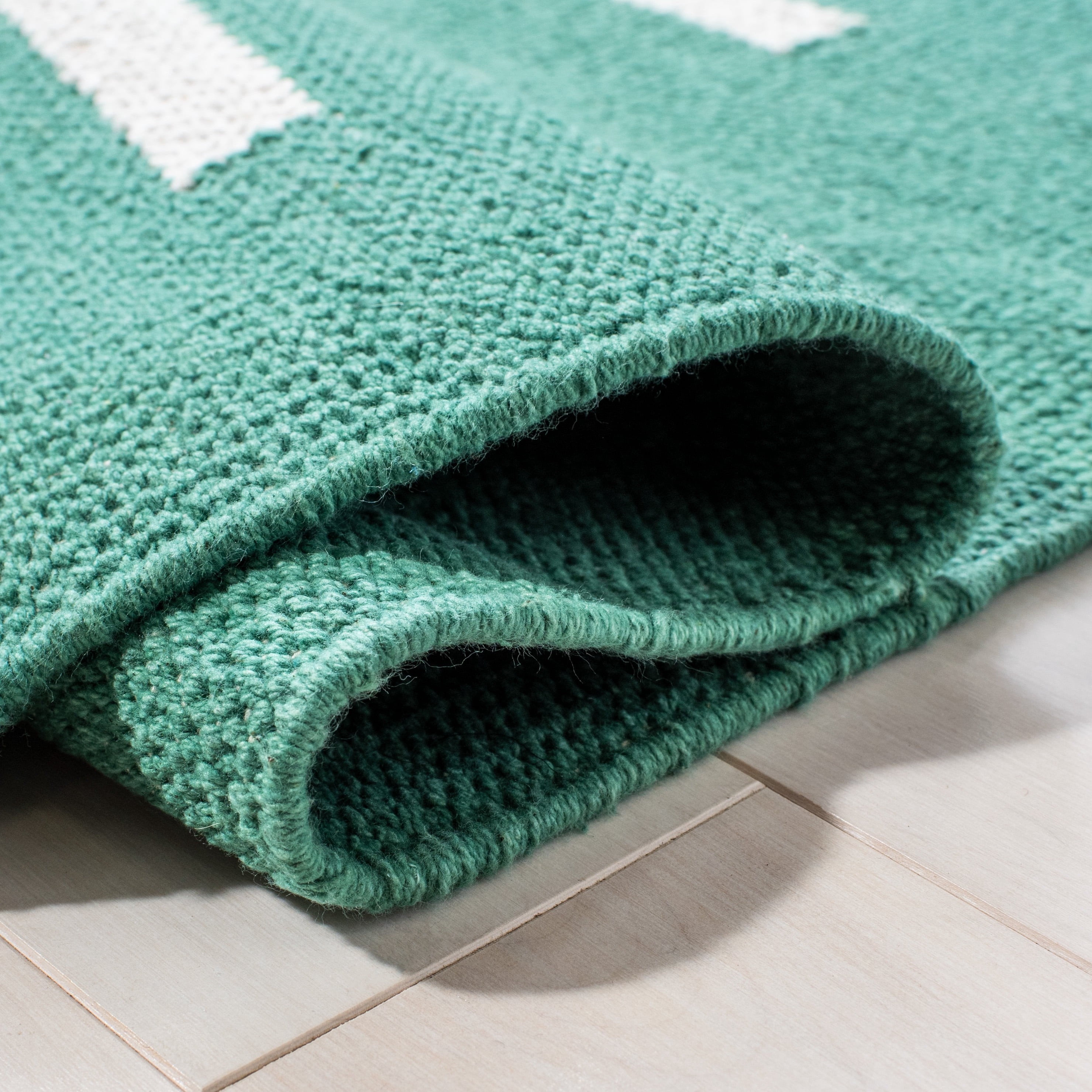 SAFAVIEH Montauk Amadine Striped Cotton Area Rug, Dark Green/Ivory, 9' x 12'