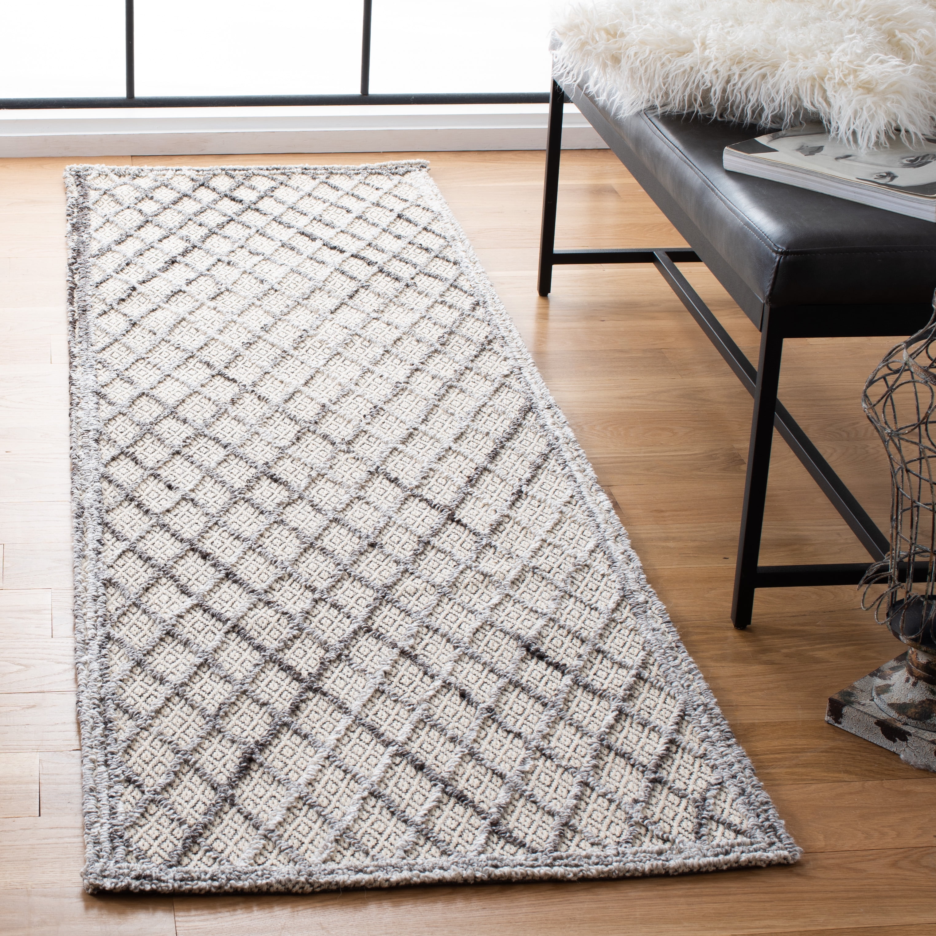 SAFAVIEH Trace Ilarion Geometric Runner Rug, Grey/Ivory, 2'3" x 8'