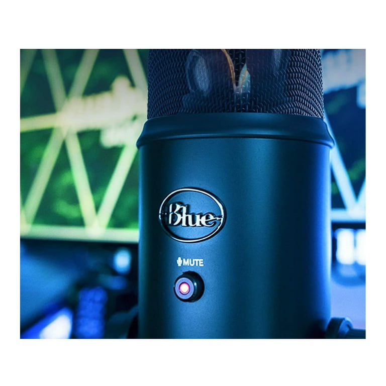  Blue Microphone Yeti USB Microphone (Blackout) Bundle