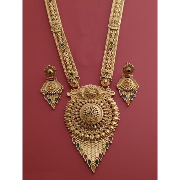 Traditional Gold-Plated Sunburst Pendant Necklace Set with Matching Earrings – South Indian Bridal Jewelry