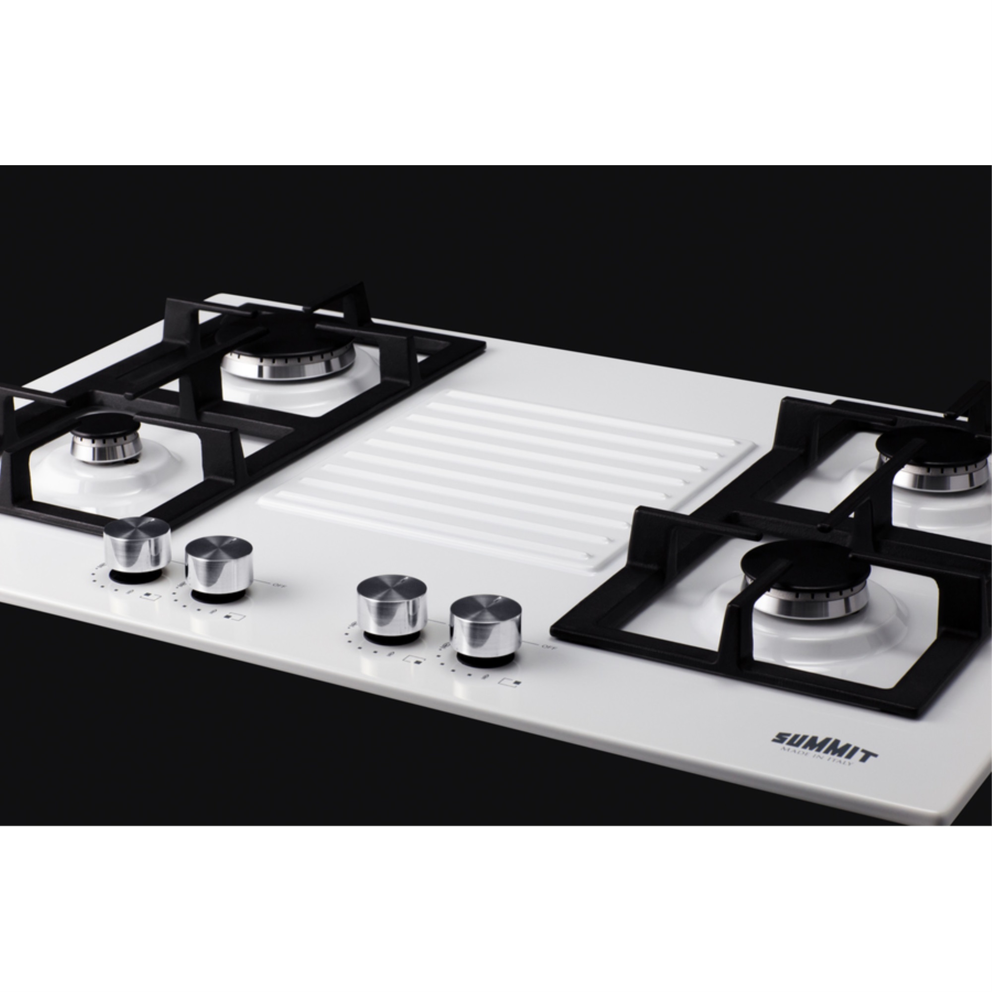 30" wide 4-burner gas cooktop in white with sealed burners and cast iron grates