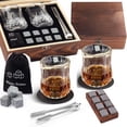 thumbnail image 1 of Juego de Vasos para Whisky con Palet,Whiskey Set de Regalo con 2 Vasos para Whiskey,8 Piedras de Whisky y Bolsa Transportadora,Pinzas de Acero,2 Posavasos,Ideal Regalos para Hombre,Papa,Novio,Marido, 1 of 6