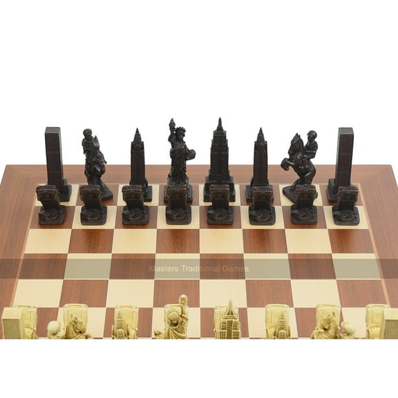 New York Berkeley Chess Set with 4.25 inch King - Cream and Brown