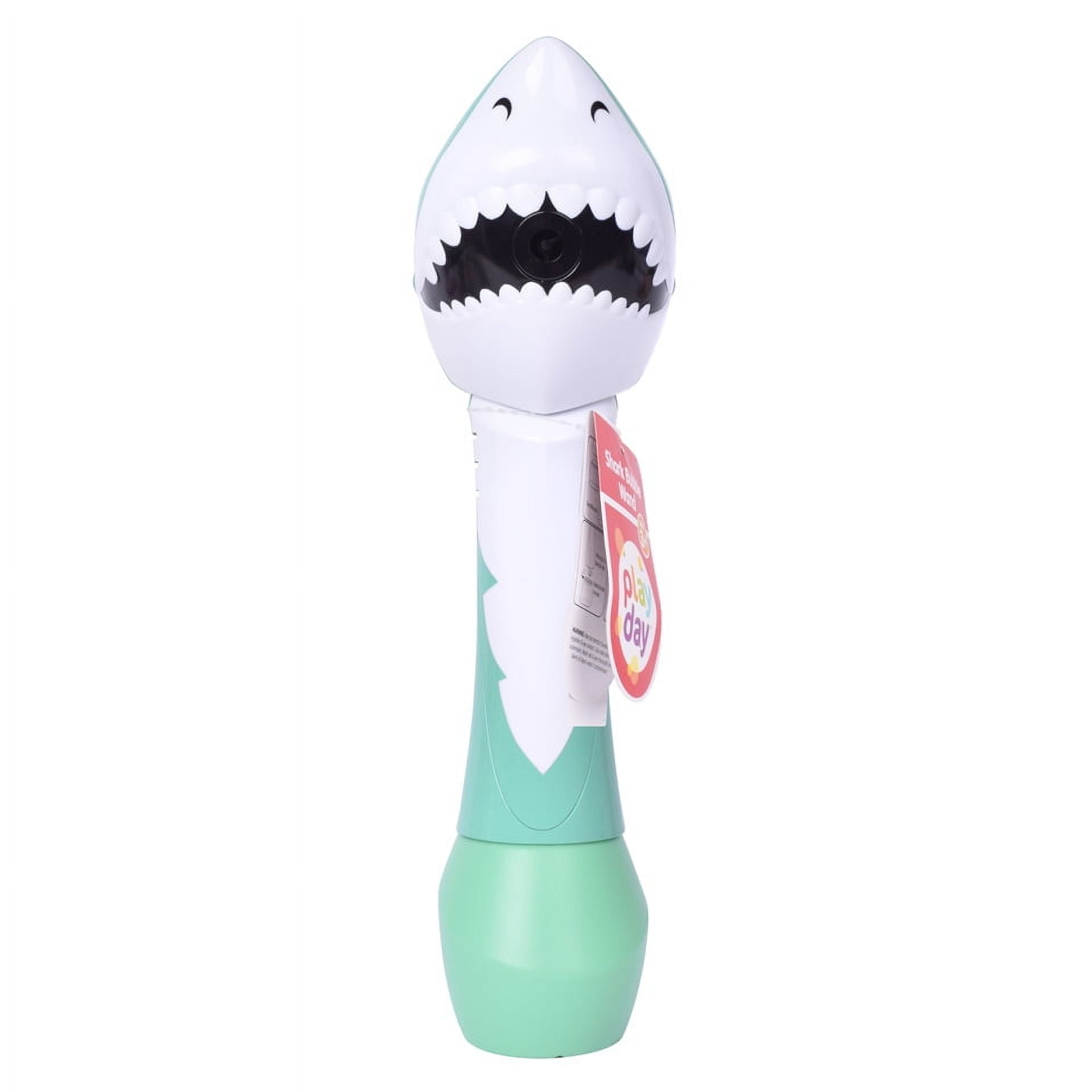 Play Day Shark Bubble Wand with Lights and Sounds, 4oz Solution - Unisex, 2AA Children Ages 3+