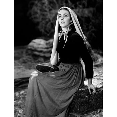Herend Reserve Collection (The Song Of Bernadette Jennifer Jones 1943 Tm And Copyright 20Th Century Fox Film Corp All Rights Reserved Courtesy Everett Collection Photo)