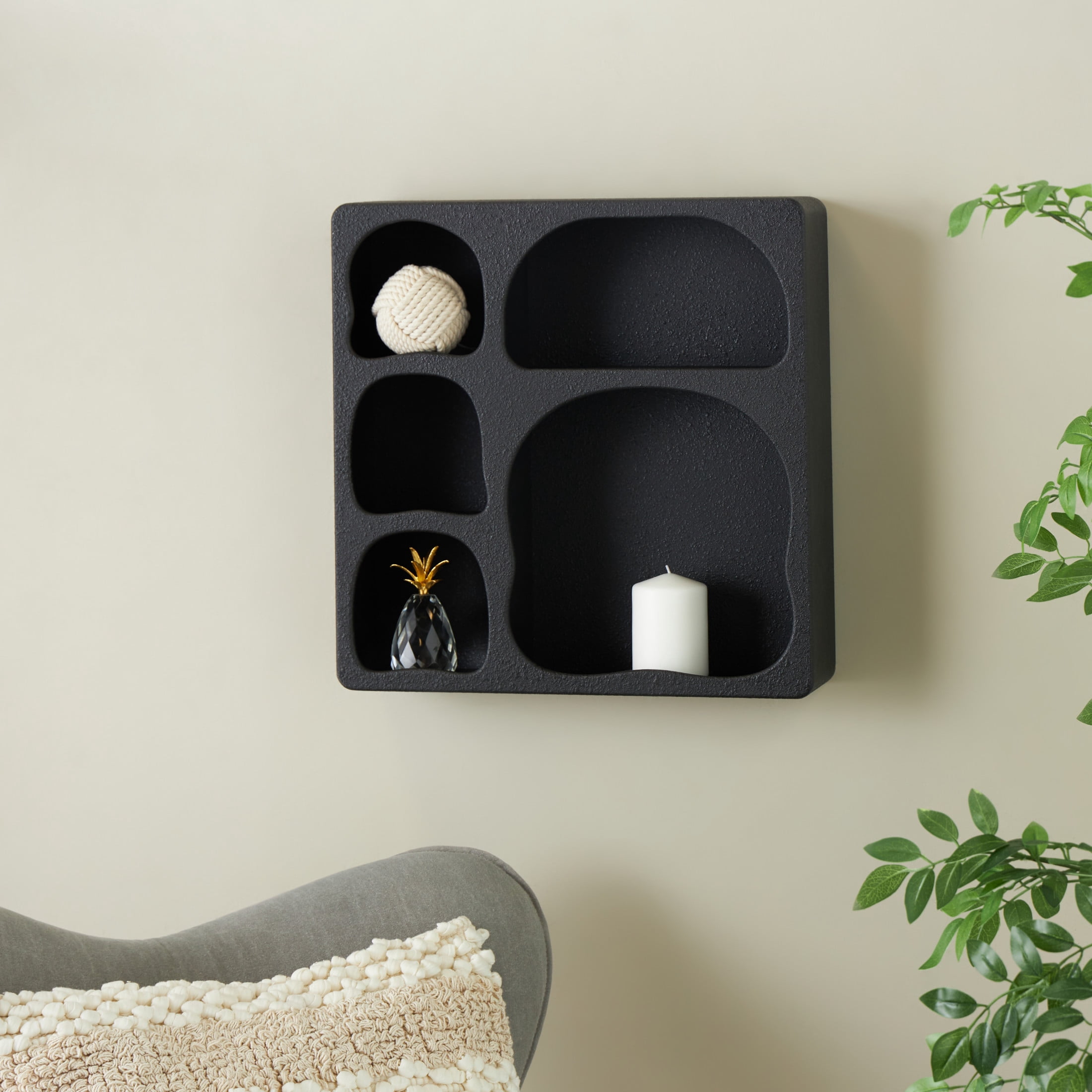 DecMode 19" x 5" 5-Tier Black Geometric Wall Shelf with Abstract Block Shapes
