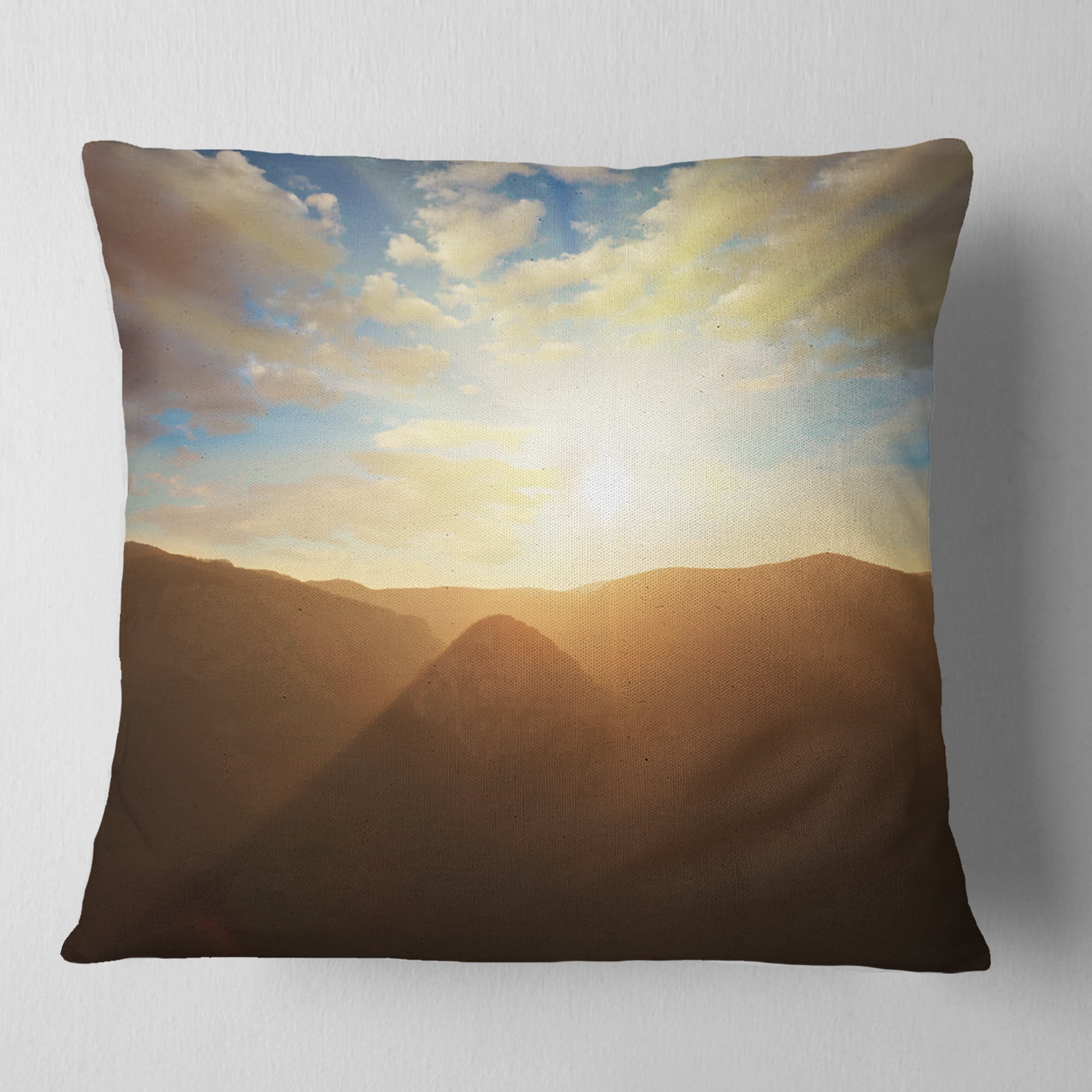 Designart 16" x 16" White Polyester Throw Pillow