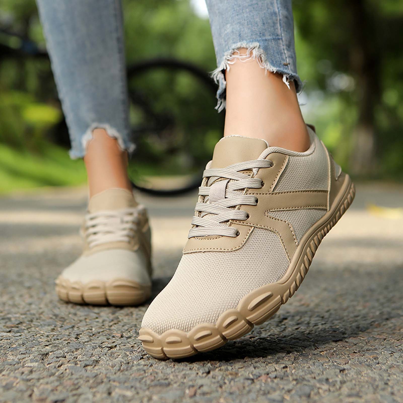 Women's Barefoot Shoes Slip-On Sneakers Wide Toe Box Minimalist Shoes for Walking Hiking Trail Running