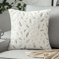 thumbnail image 2 of Laklulu 2 piezas. Funda de almohada de plumas estampada en caliente de felpa corta blanca 45*45cm sin núcleo, 2 of 6
